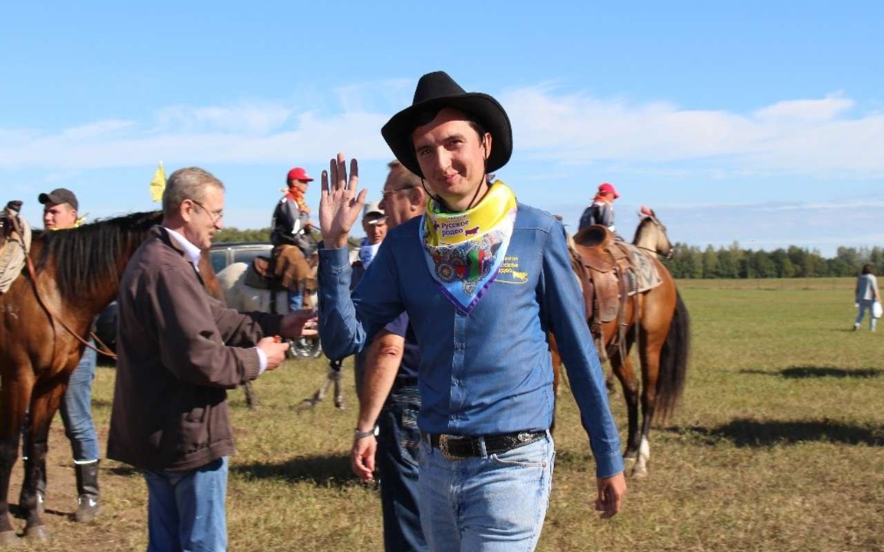 Дмитрий Козорин