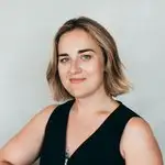 Алена Захарова