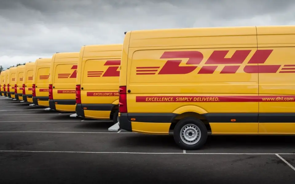 Логистический оператор DHL повысил стоимость услуг в России на 35% Логистический оператор DHL повысил стоимость услуг в России на 35%