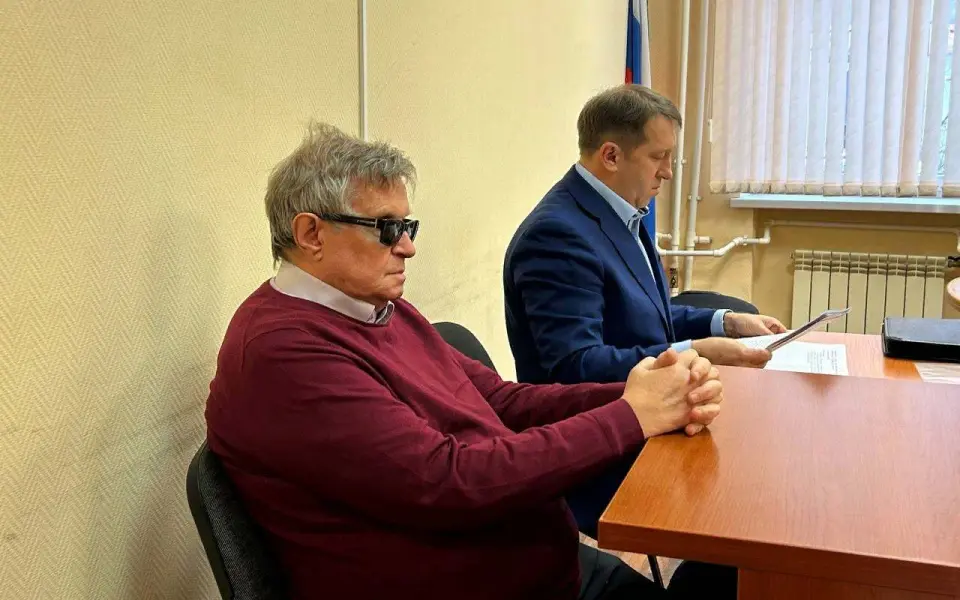 Депутат Роман Жогов попросил суд разрешить ему ходить на работу в Воронежскую гордуму