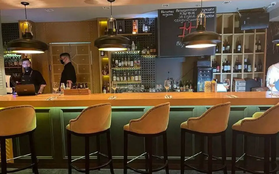 Воронежские рестораторы повысят цены на алкоголь в заведениях почти на 20%