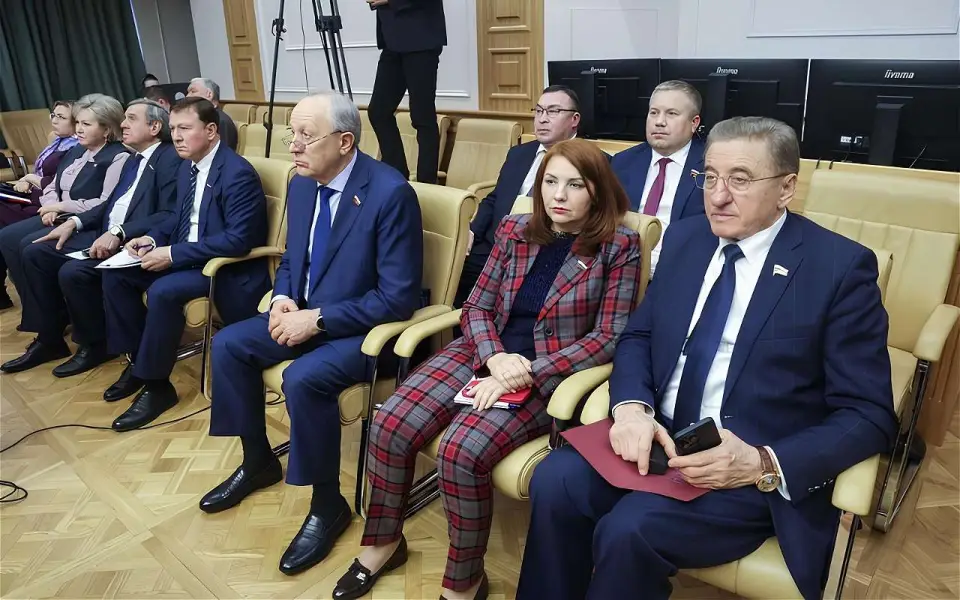 Сенатор Сергей Лукин обсудил актуальные вопросы развития энергетики с вице-премьером Александром Новаком