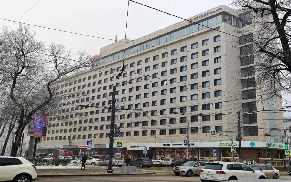 Воронежский бар «Доски» и отель «Азимут» оказались под угрозой закрытия из-за целующихся девушек