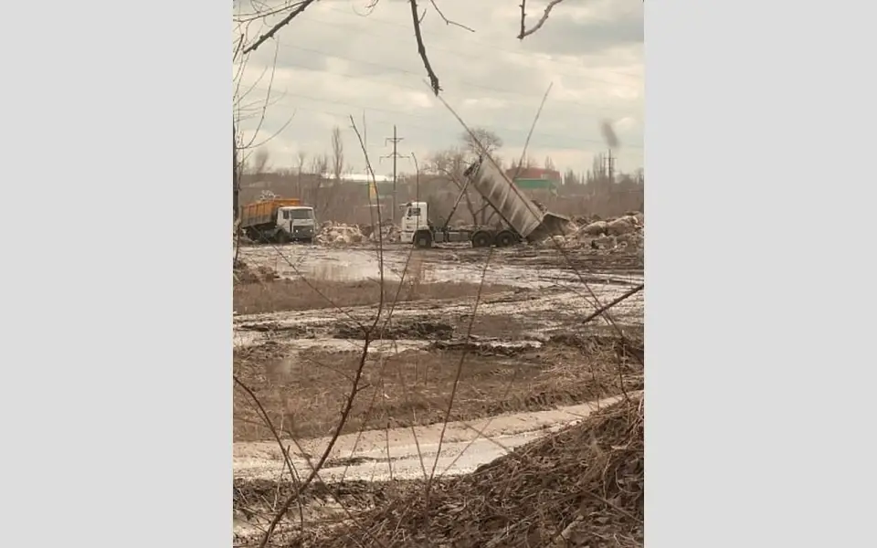 Воронежские власти решили развести снежную свалку в новом необорудованном месте