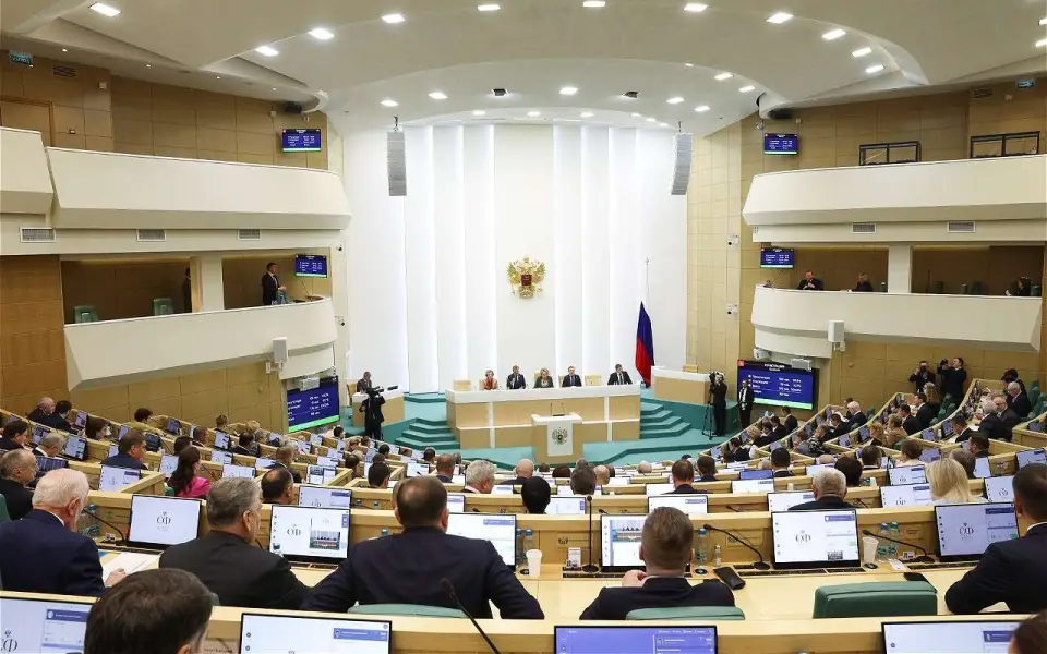 Сенаторы одобрили усиление ответственности за нарушение трудовых прав лиц с инвалидностью Сенаторы одобрили усиление ответственности за нарушение трудовых прав лиц с инвалидностью