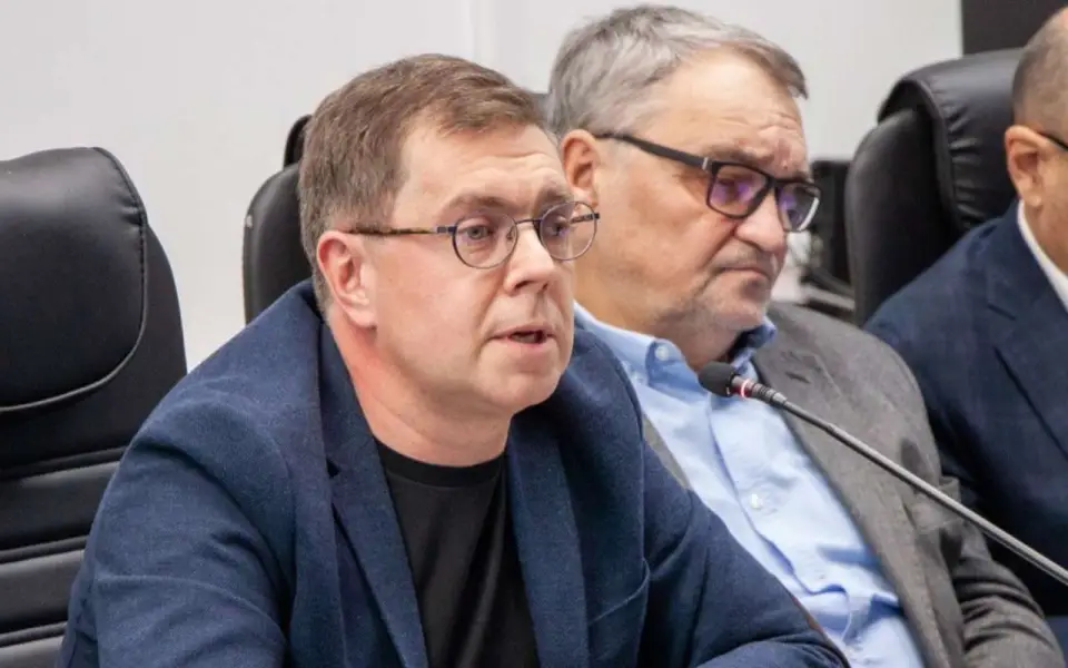 Воронежский пивовар Дмитрий Тарасевич высказался по поводу двухчасового «окна» на продажу алкоголя Воронежский пивовар Дмитрий Тарасевич высказался по поводу двухчасового «окна» на продажу алкоголя