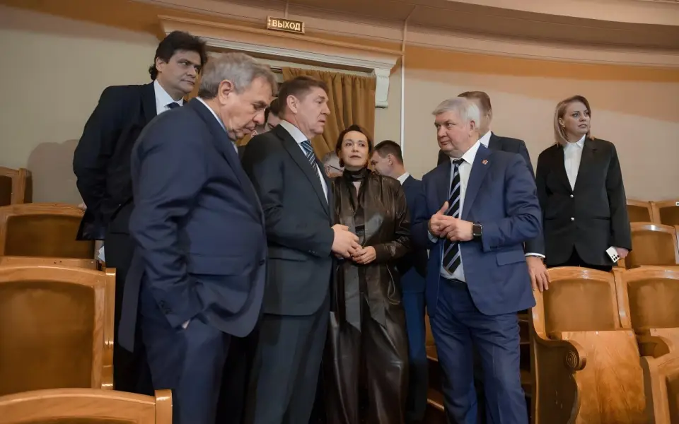 Проект ГКДТ по реконструкции Воронежского театра оперы и балета представили делегации Совета Федерации Проект ГКДТ по реконструкции Воронежского театра оперы и балета представили делегации Совета Федерации