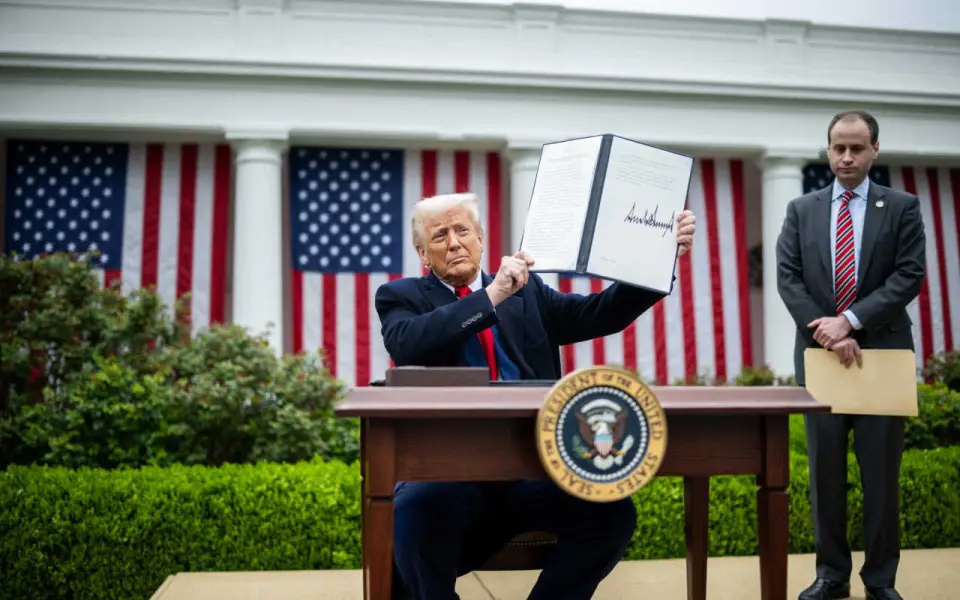 Начатая Трампом «торговая война» со всем миром обошла Россию стороной