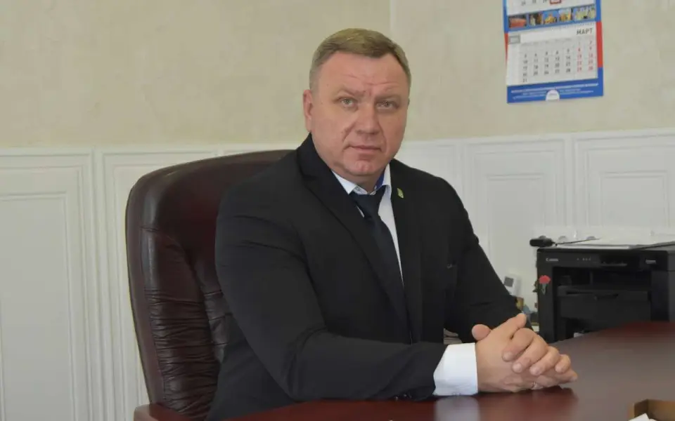 Артем Зимоглядов назначен полноправным главой администрации Поворинского района