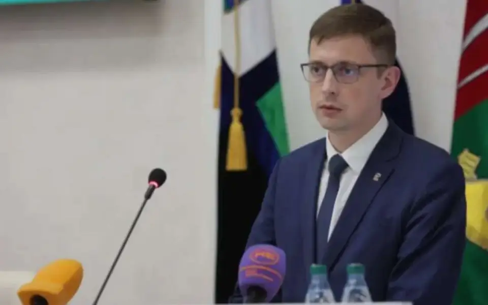 Экс-глава Старооскольского округа Андрей Чесноков возглавил филиал НИУ «БелГУ» Экс-глава Старооскольского округа Андрей Чесноков возглавил филиал НИУ «БелГУ»