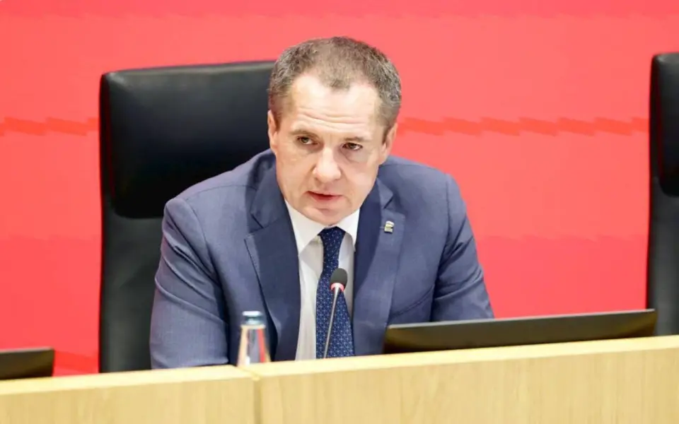 Вячеслава Гладкова атакуют анонимные телеграм-каналы: губернатора обвиняют в «магических ритуалах» и предрекают скорую отставку