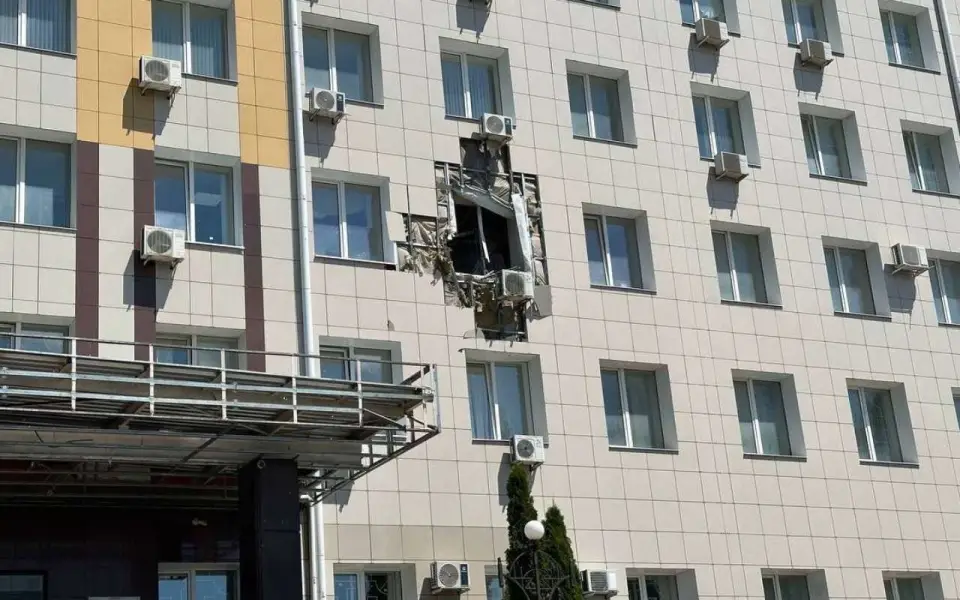 Беспилотники ВСУ вновь атаковали здание Октябрьского суда в Белгороде