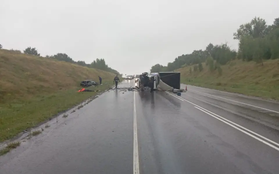 В Орловской области в ДТП погибли двое сотрудников УФСИН