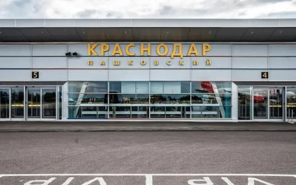 Аэропорт Краснодара возобновил работу после трехлетнего простоя