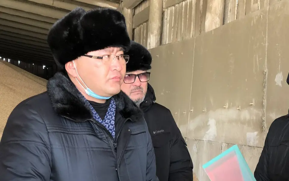 Следствие: агропредприятия Бурятии оплачивали юбилеи и застолья министра