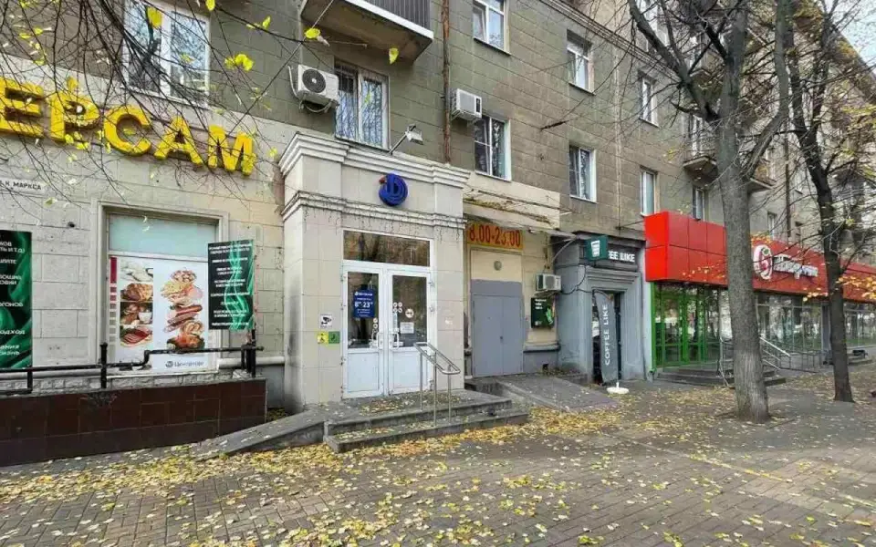 Суд встал на сторону администрации в споре «Центрторга» о границах магазинов Суд встал на сторону администрации в споре «Центрторга» о границах магазинов