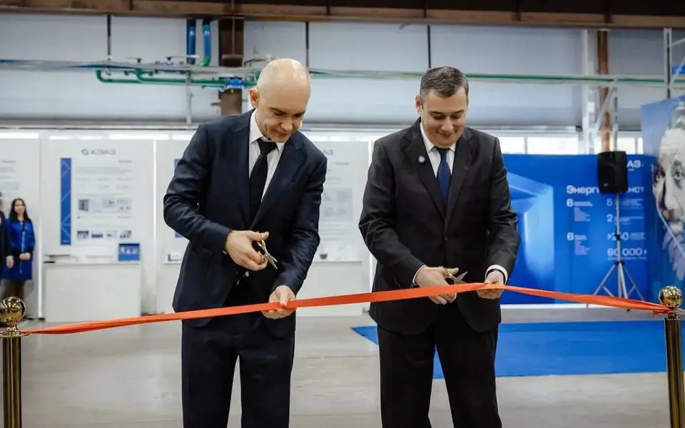 Уникальное роботизированное производство корпусов для электроаппаратуры запустили в Курске Уникальное роботизированное производство корпусов для электроаппаратуры запустили в Курске