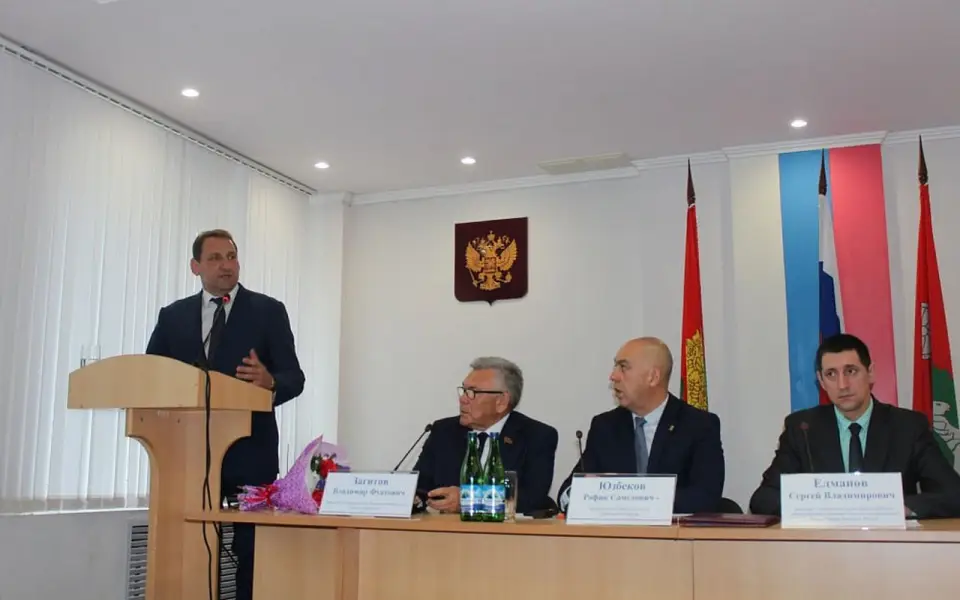 Валерия Фалеева переизбрали главой Данковского округа Липецкой области Валерия Фалеева переизбрали главой Данковского округа Липецкой области