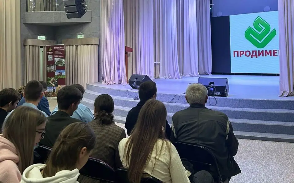 Более 250 человек посетили День открытых дверей ГК «Продимекс» в Воронежской области Более 250 человек посетили День открытых дверей ГК «Продимекс» в Воронежской области