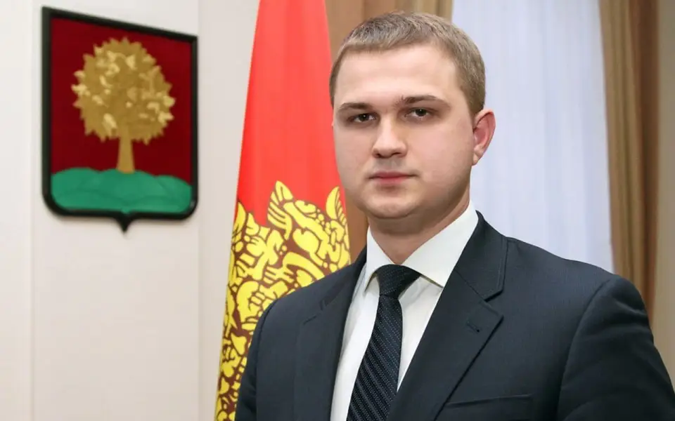 Депутаты единогласно избрали Алексея Щедрова главой Задонского округа