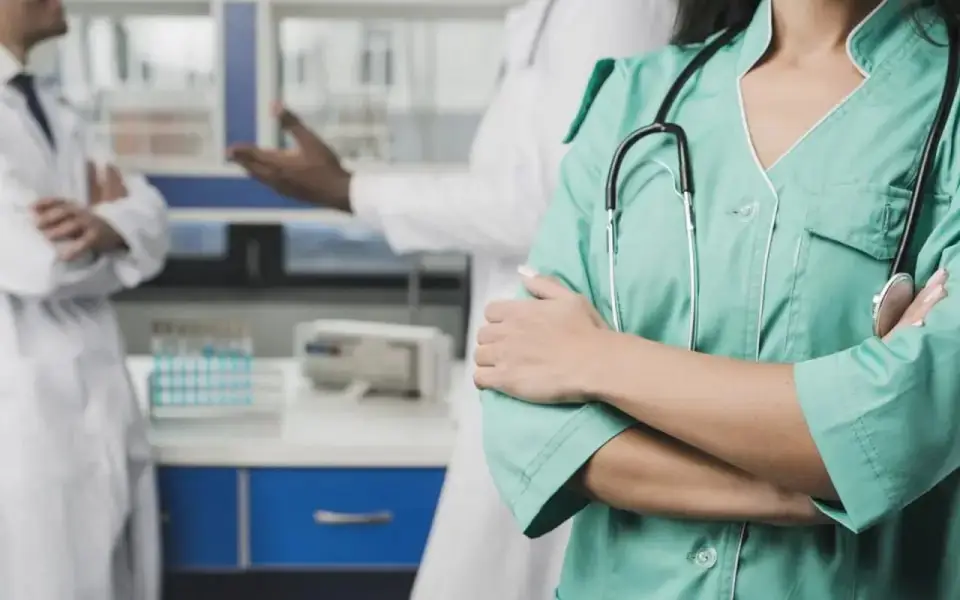 ФАС одобрила покупку сети клиник «Семейный доктор» группой ЕМС