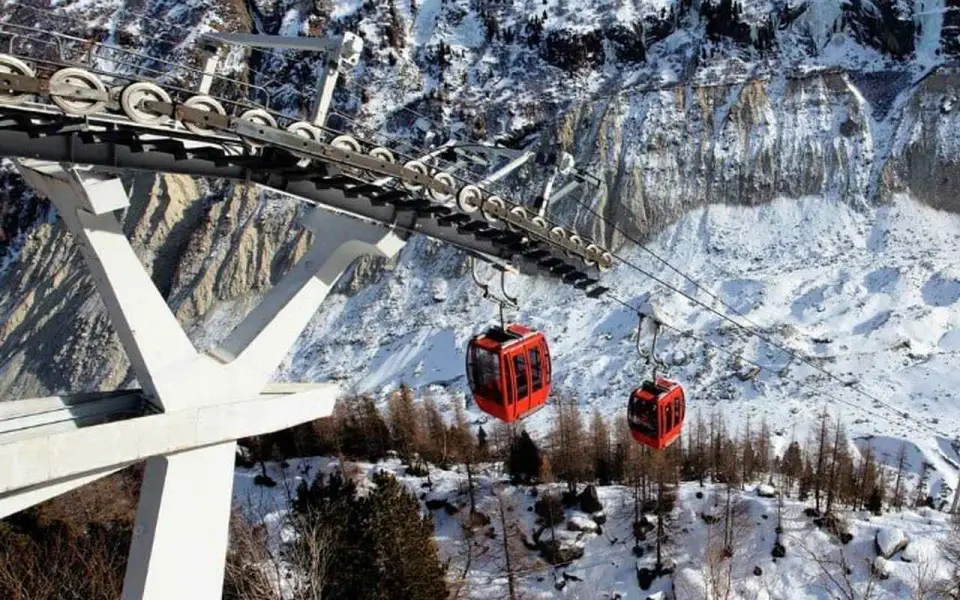 Средний чек на новогодние туры в 2025 году вырос на 15–20% Средний чек на новогодние туры в 2025 году вырос на 15–20%