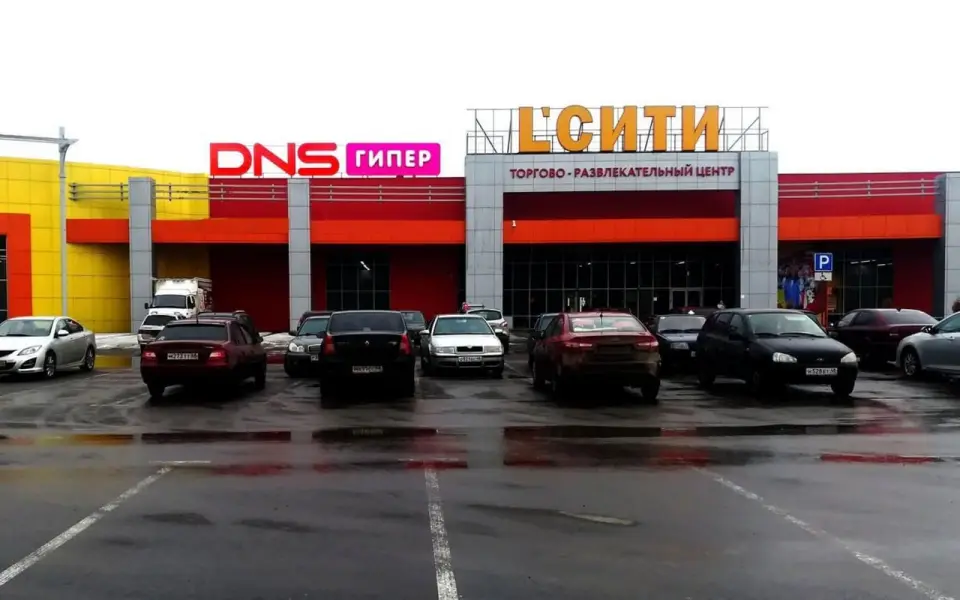 Суд запретил отчуждать имущество липецкого ТРЦ «L`CITY» в рамках дела о взыскании 1,2 млрд рублей с его владельца