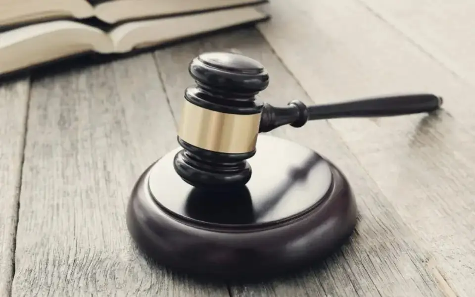 Суд оставил в силе условный приговор экс-депутату и бывшему руководителю «Элистроя» Берестеневу Суд оставил в силе условный приговор экс-депутату и бывшему руководителю «Элистроя» Берестеневу