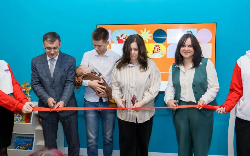 СИБУР открыл в Воронежском университете инженерных технологий комнату матери и ребенка