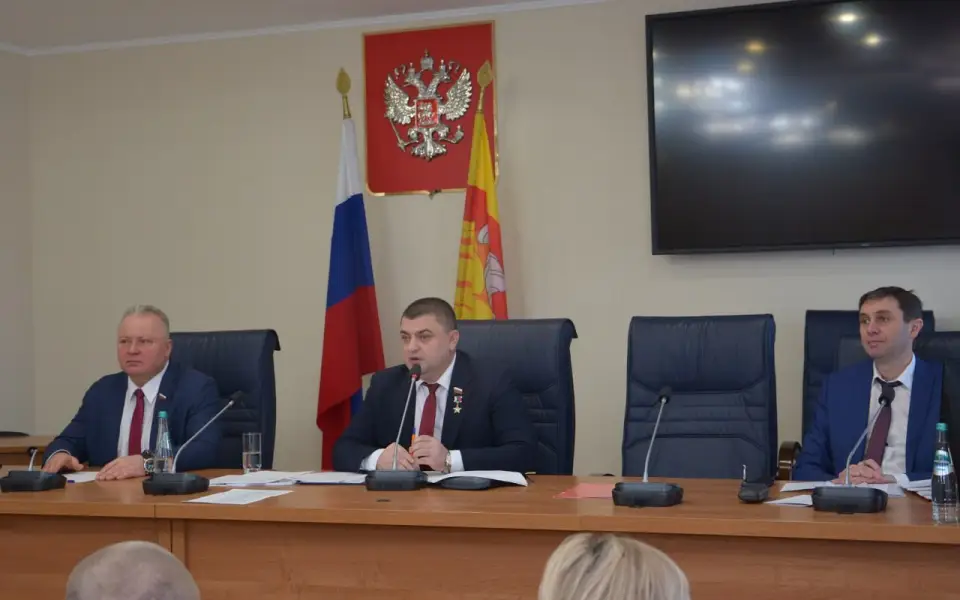 Бюджет Воронежа на 2026 год принят с дефицитом в почти 600 млн рублей