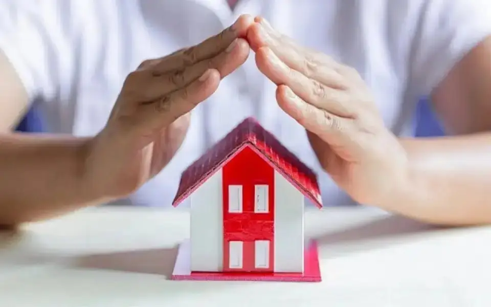 Воронежский губернатор Александр Гусев заявил, что проблемы в строительной отрасли есть, но обвала не предвидится