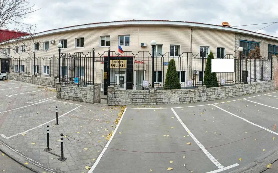 Власти принуждают коммунальную компанию «Орлан» узаконить здание в центре Воронежа