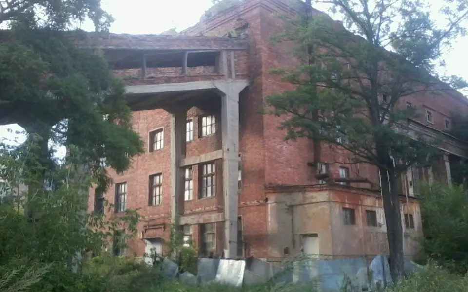 «Курский завод тракторных запчастей» выставлен на продажу за 300 млн рублей