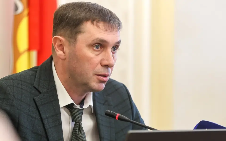 Мэр Воронежа объяснил, почему городские проекты затягиваются и почему ДСК реализует их в срок Мэр Воронежа объяснил, почему городские проекты затягиваются и почему ДСК реализует их в срок