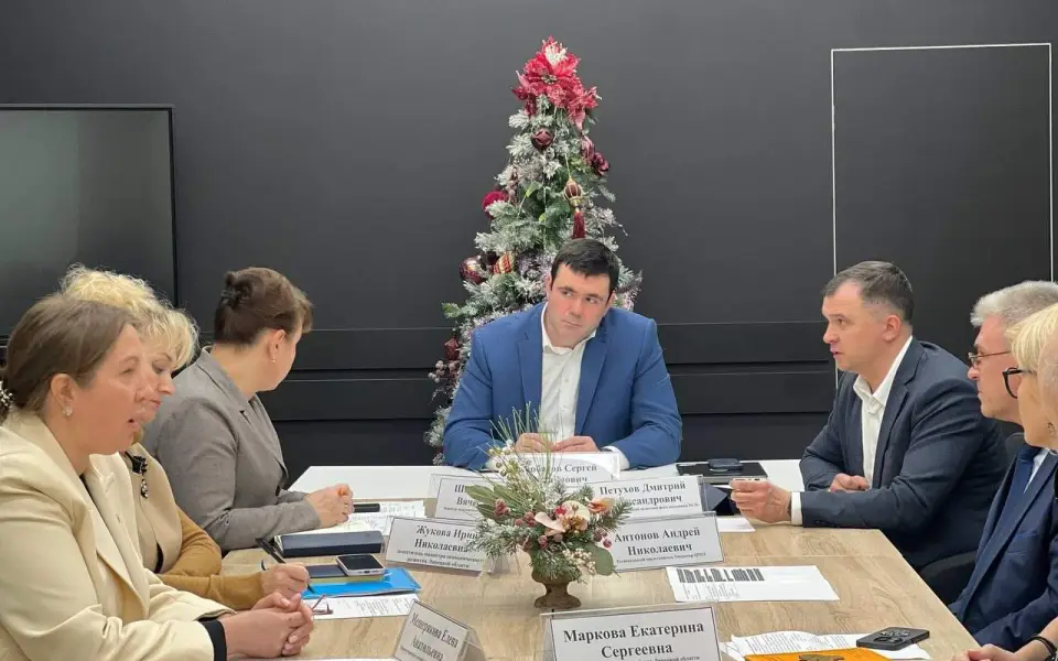 Короля делает свита: в Липецкой области вновь перераспределили полномочия вице-губернаторов