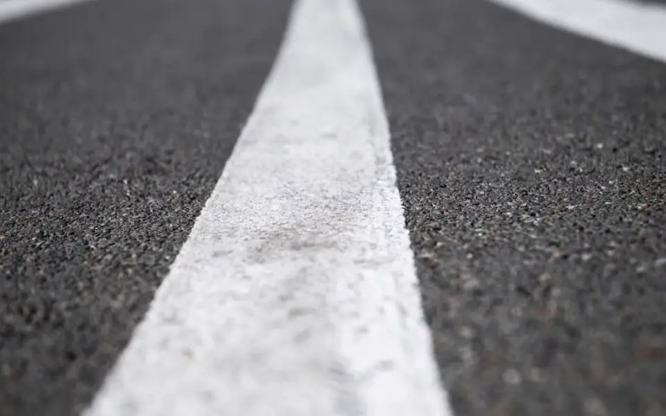 Мэрия расторгует для бизнеса почти 270 млн рублей на разметку без увязки с проектом метробуса