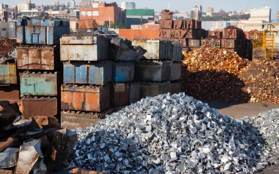 Тамбовский «Уралметпром» требует взыскать с «Новороссийского прокатного завода» 80 миллионов рублей Тамбовский «Уралметпром» требует взыскать с «Новороссийского прокатного завода» 80 миллионов рублей