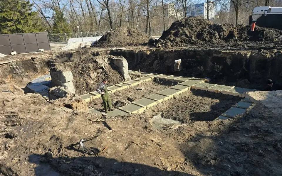 В белгородском Парке Памяти началась неизвестная застройка