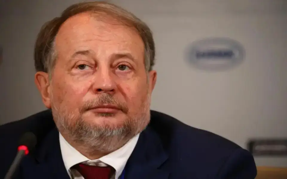 Владелец НЛМК Лисин попросил канадский суд обязать МИД страны рассмотреть его запрос о снятии санкций
