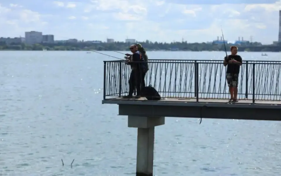 Аварийные «парящие» мосты на Петровской набережной в Воронеже снесут за счет бюджетных средств и подадут в суд на подрядчиков Аварийные «парящие» мосты на Петровской набережной в Воронеже снесут за счет бюджетных средств и подадут в суд на подрядчиков