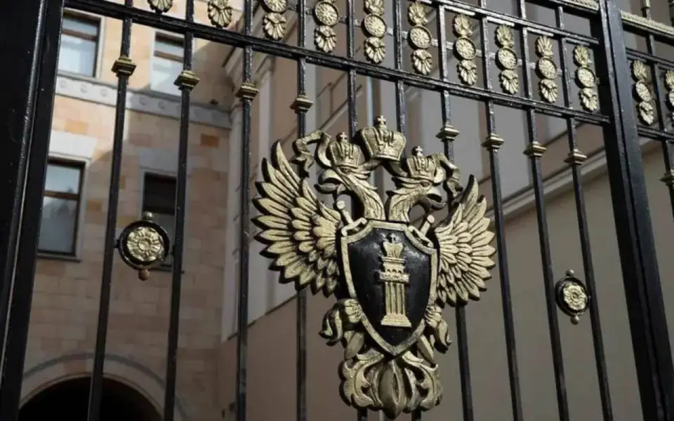 Соучредитель белгородских «МФ-Региона» и «Беларда» получил срок за подкуп и попытку захвата имущества компаний Соучредитель белгородских «МФ-Региона» и «Беларда» получил срок за подкуп и попытку захвата имущества компаний