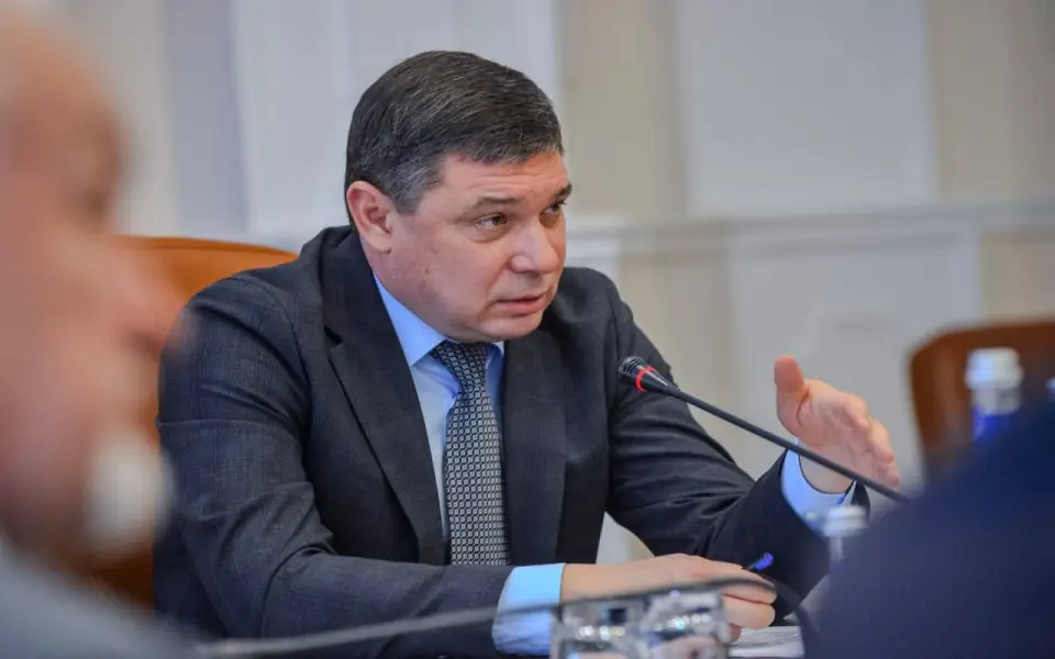 Тамбовский губернатор-единоросс перед выборами в Госдуму включил в облизбирком «родинца»