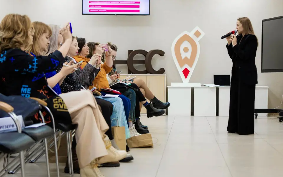 Более 100 жительниц Воронежа прошли интенсив по развитию бизнеса в рамках программы «ПредприниМАМА»