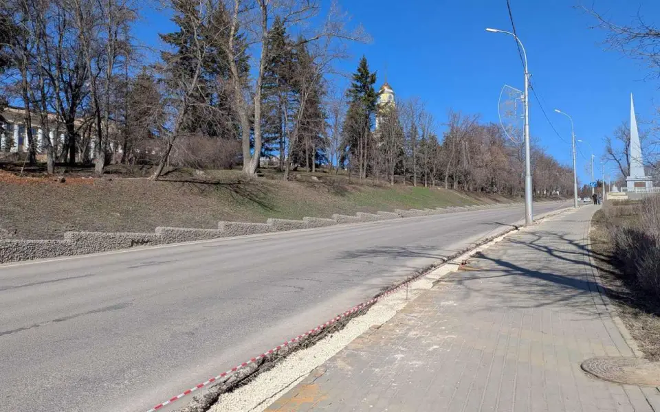 За ремонт Петровского спуска в Липецке взялся местный подрядчик За ремонт Петровского спуска в Липецке взялся местный подрядчик