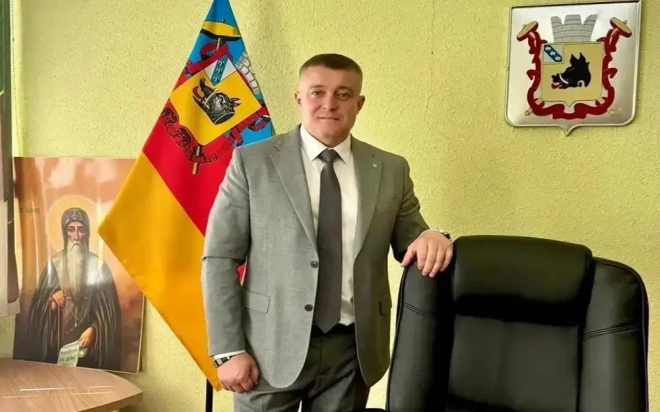 Курский район получил нового руководителя: депутаты выбрали Сергея Курносова Курский район получил нового руководителя: депутаты выбрали Сергея Курносова