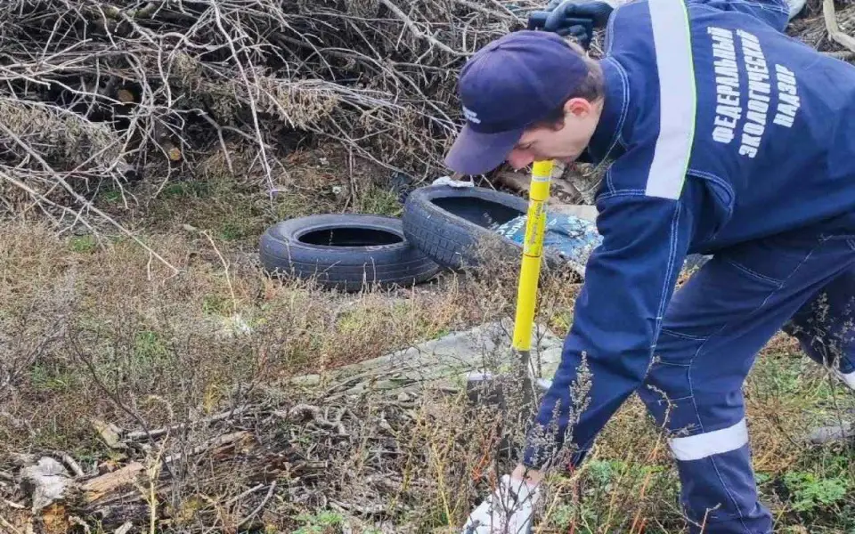 Росприроднадзор потребовал с властей Хлевенского округа в Липецкой области 13,1 млн рублей за загрязнение почв