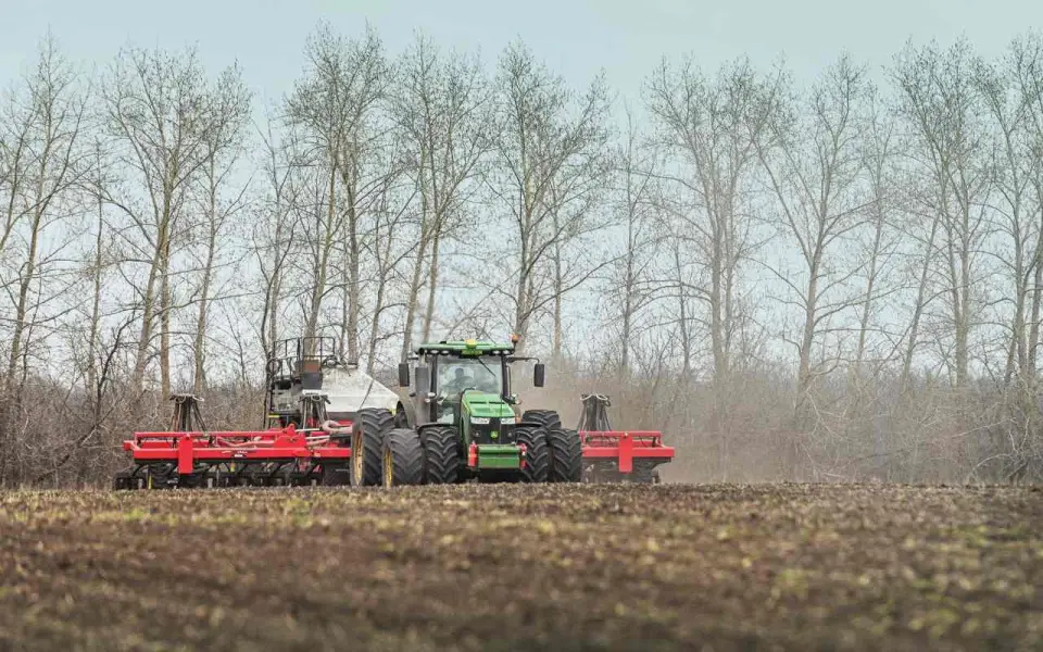 «ЭкоНива» начала весенний сев яровых культур с Воронежской области
