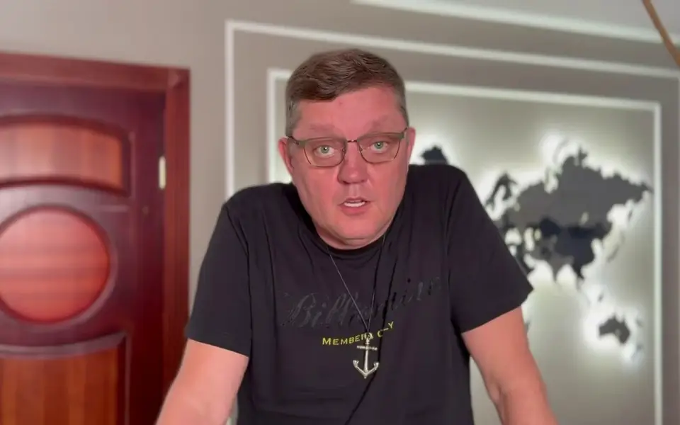 Владелец «Блокнота» Пахолков обвинил воронежских депутатов в поддержке уголовника – владельца сети АЗС Валерия Борисова