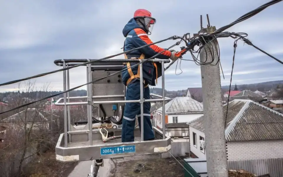 Московский «Капшин» получил контракты на 2,2 млрд рублей для укрепления энергетики Белгородской и Курской областей Московский «Капшин» получил контракты на 2,2 млрд рублей для укрепления энергетики Белгородской и Курской областей