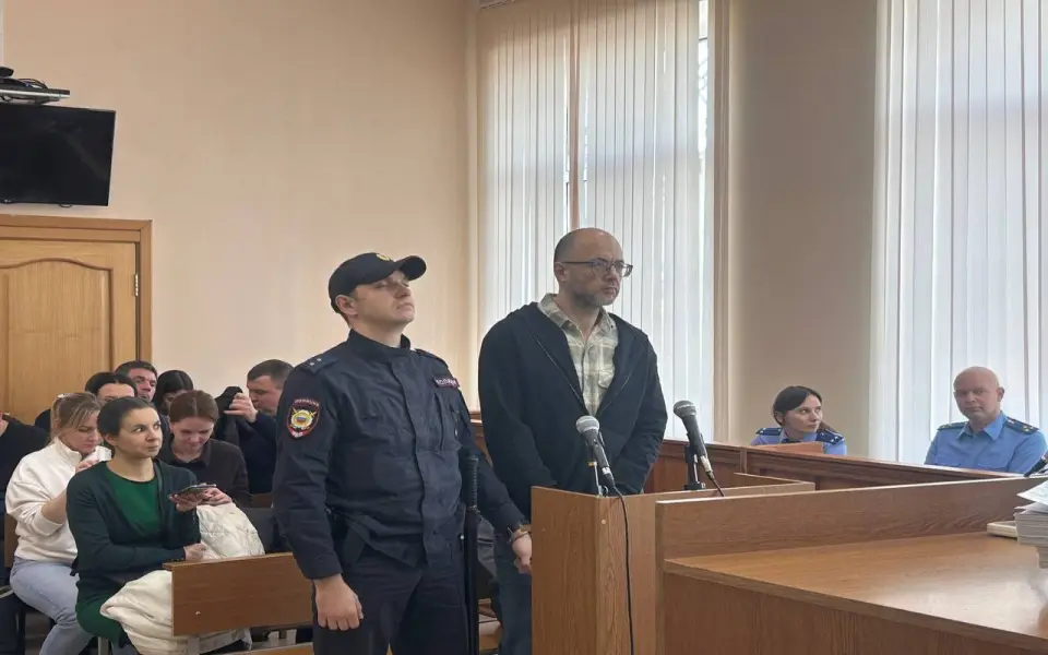 Суд подтвердил взыскание более 4 млрд рублей с курского экс-депутата Васильева по «фортификационному» делу Суд подтвердил взыскание более 4 млрд рублей с курского экс-депутата Васильева по «фортификационному» делу